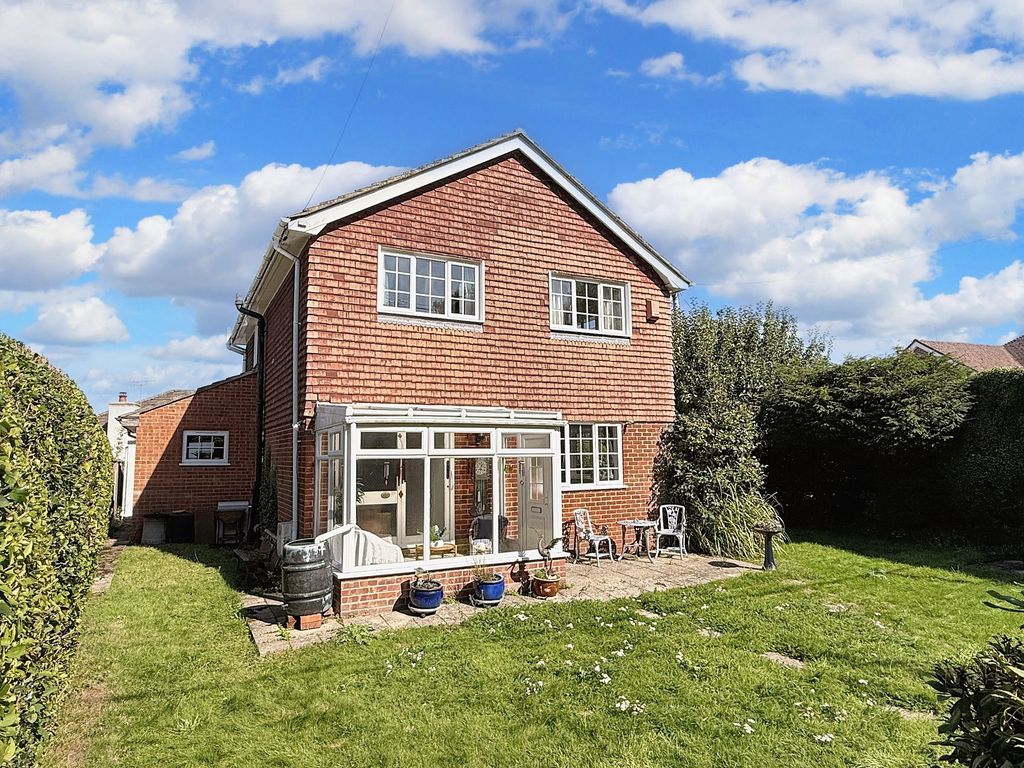 Property photo 2 of 16