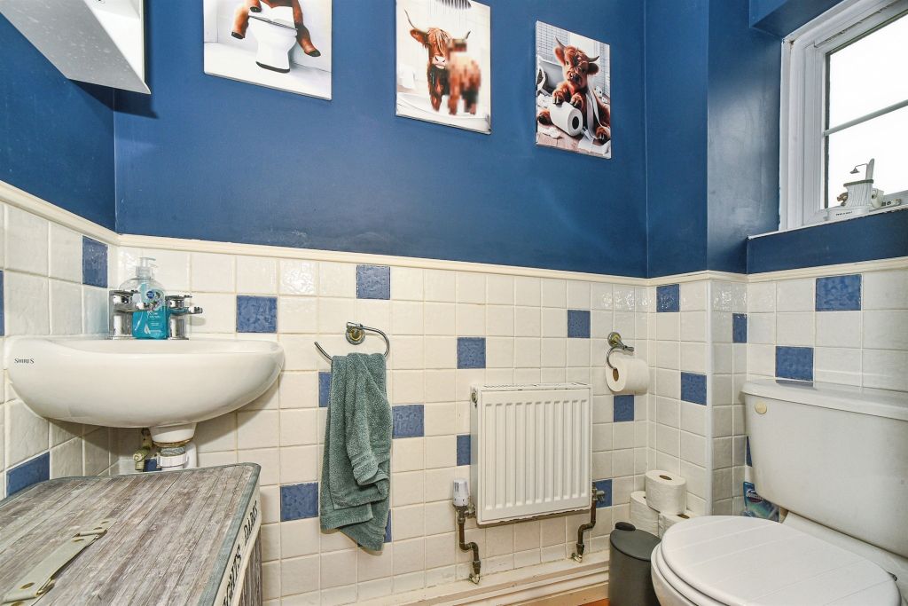 Property photo 2 of 17