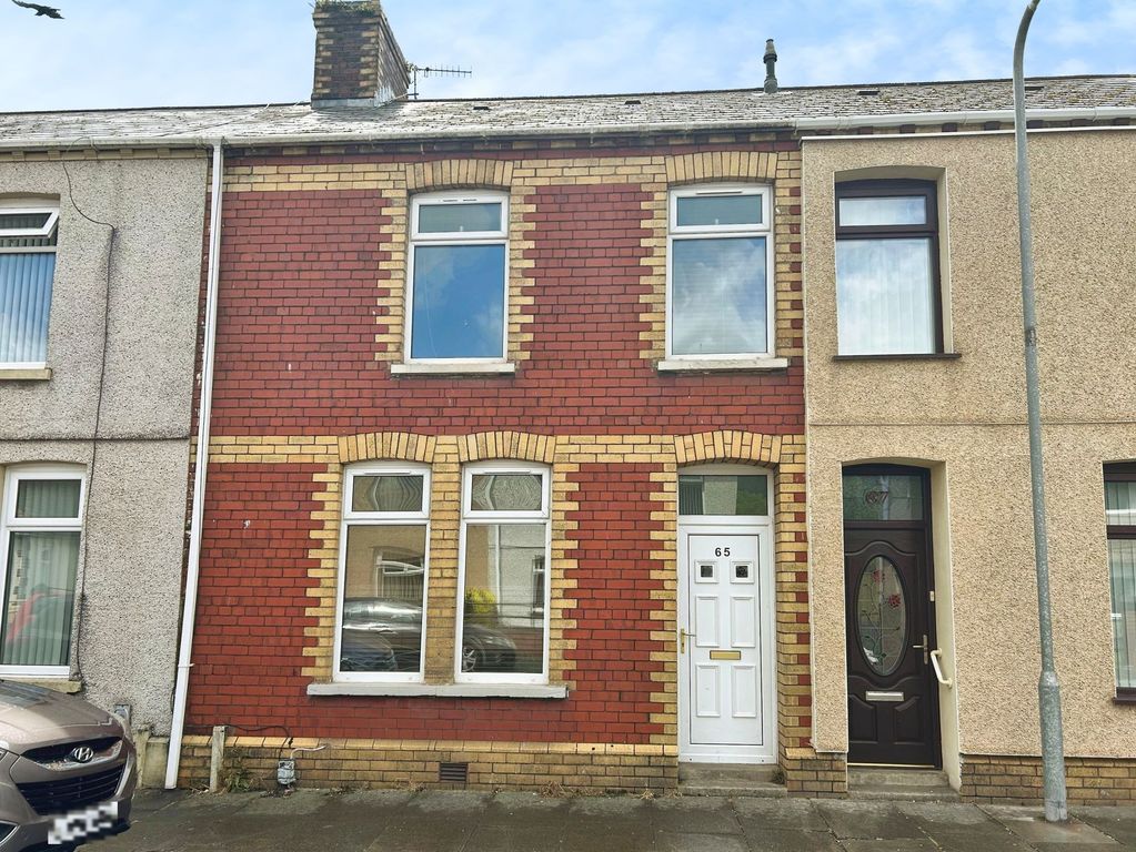 Property photo 1 of 11
