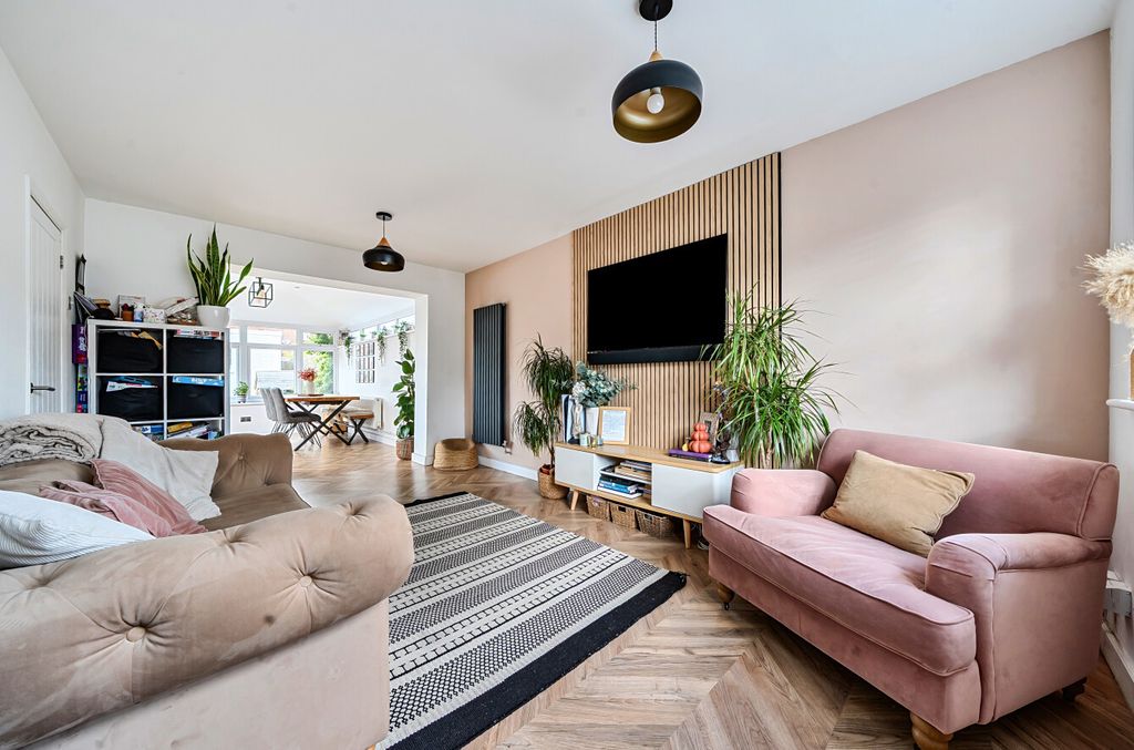 Property photo 3 of 21 1447404-16-69E626...