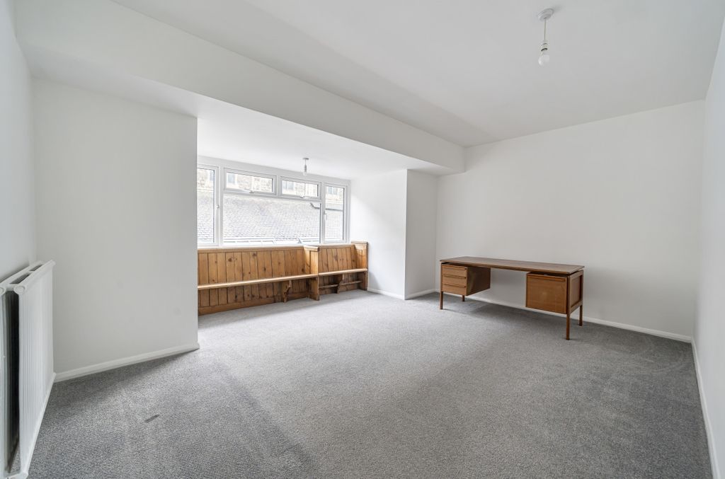 Property photo 2 of 8 Reception Room