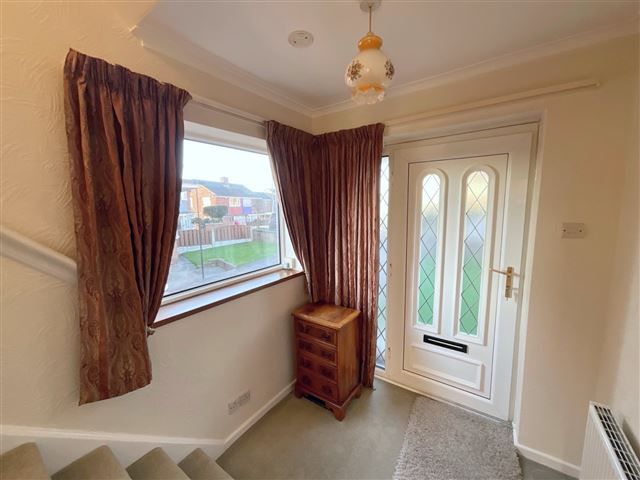 Property photo 3 of 21 Hallway