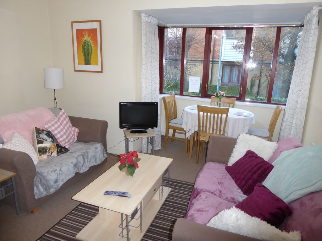 Property photo 3 of 7