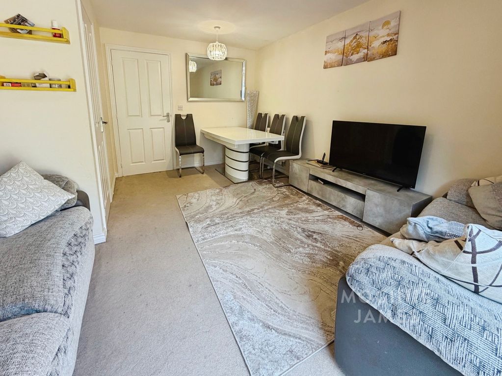 Property photo 2 of 12 Pbox-Img.Jpg