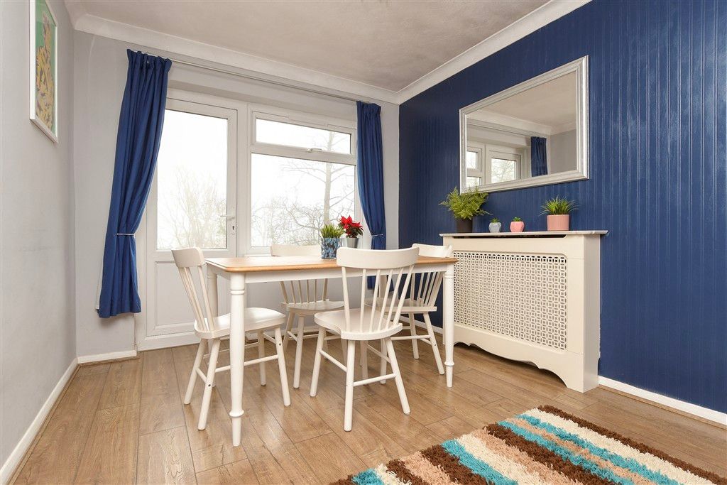 Property photo 3 of 15 Lounge/Diner