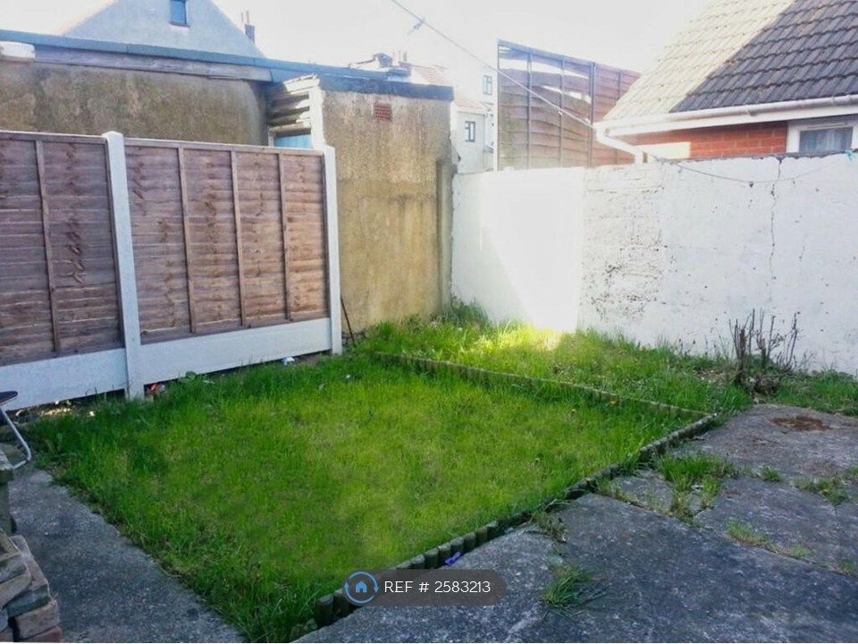 Property photo 2 of 9