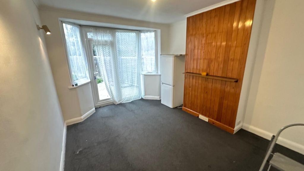 Property photo 3 of 12 Whatsapp Image 2026-01-29 At 4.03.56 Pm (2)