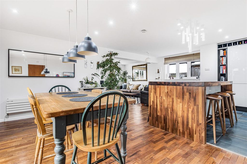 Property photo 1 of 27 20_73490.Jpg