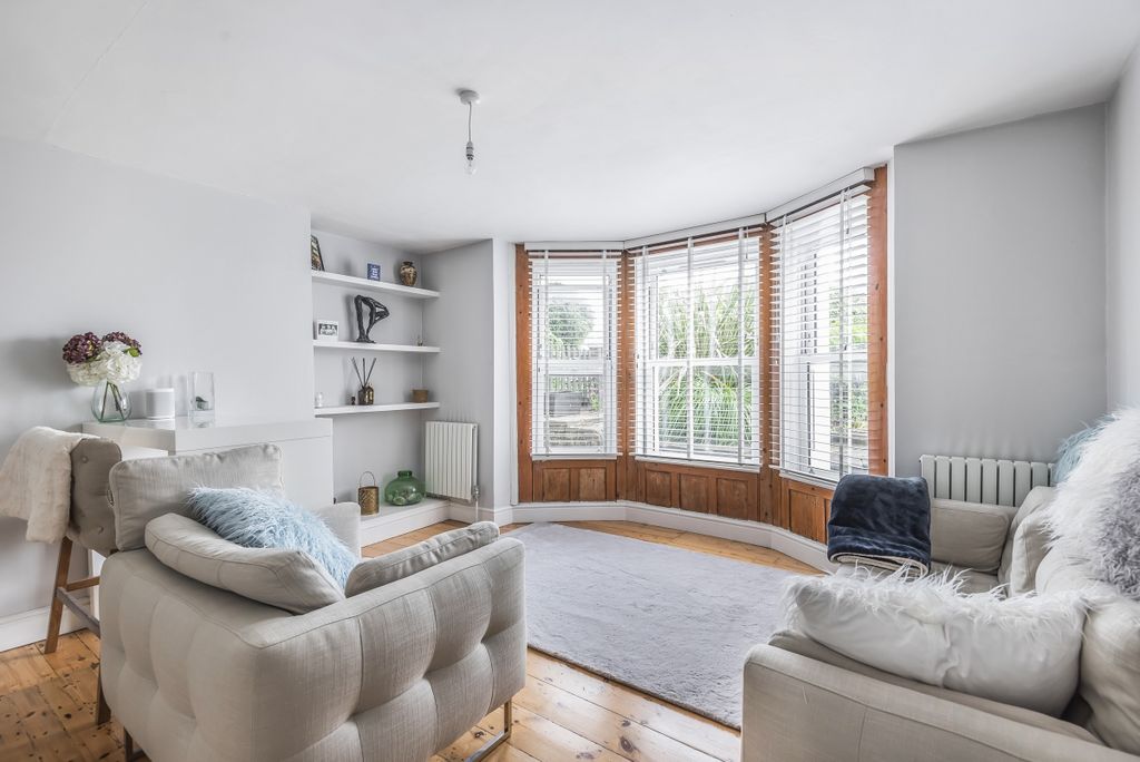 Property photo 1 of 6 608729 (2)
