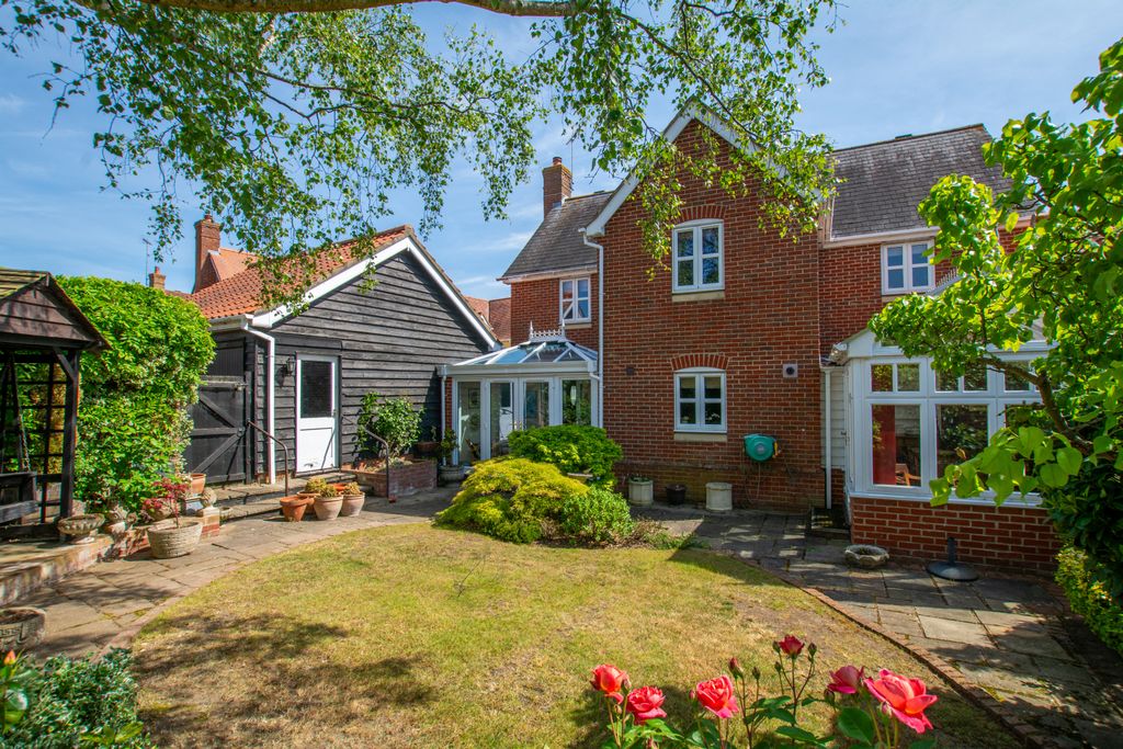 Property photo 2 of 25 Picture No. 34