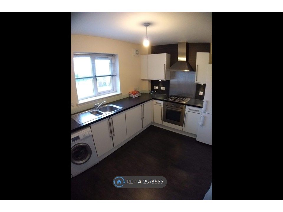 Property photo 3 of 11