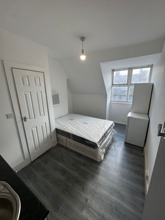 Property photo 2 of 4