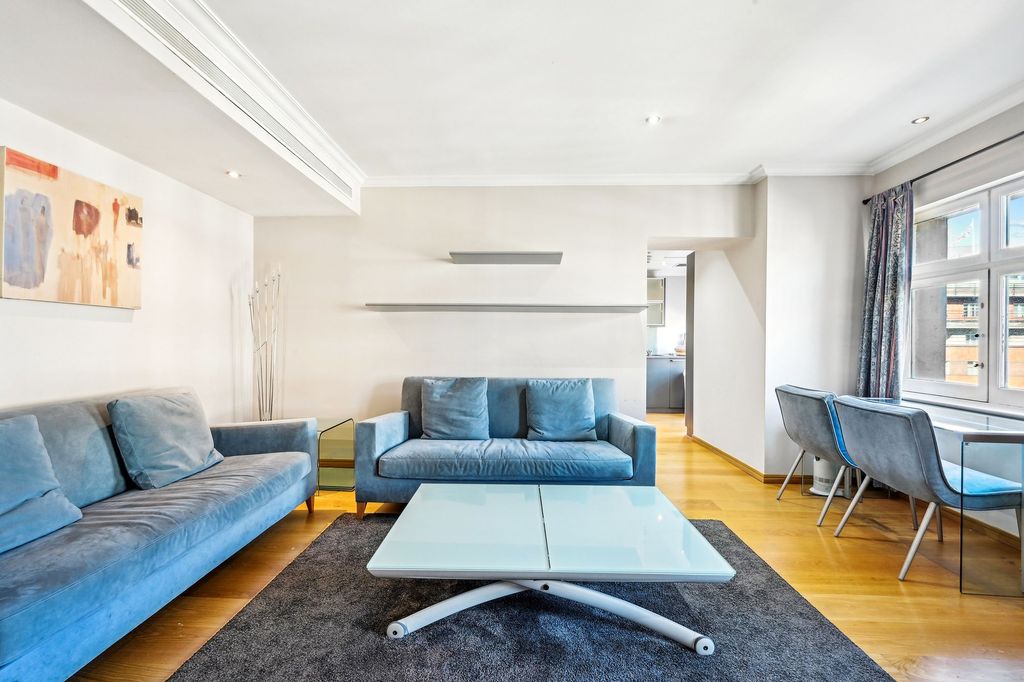 Property photo 2 of 13 8