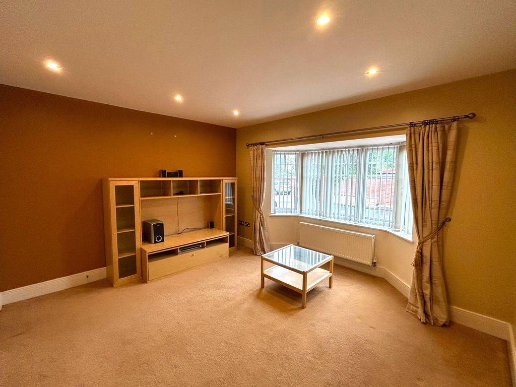 Property photo 3 of 27 Picture No. 44