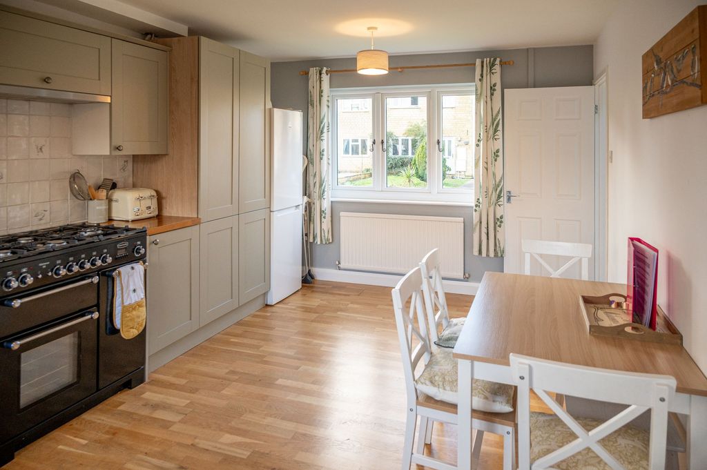 Property photo 3 of 15 Kitchen