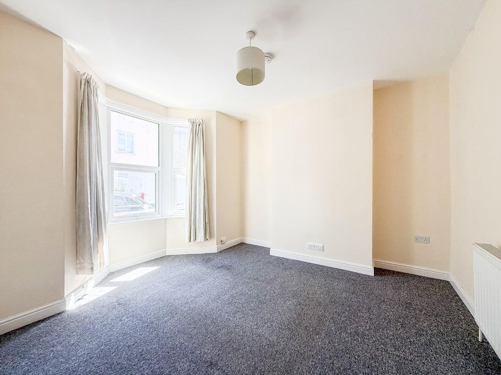 Property photo 3 of 16 Apc_6752.Jpg