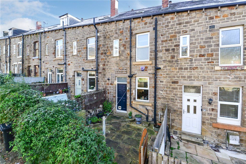 Property photo 2 of 17 Rear