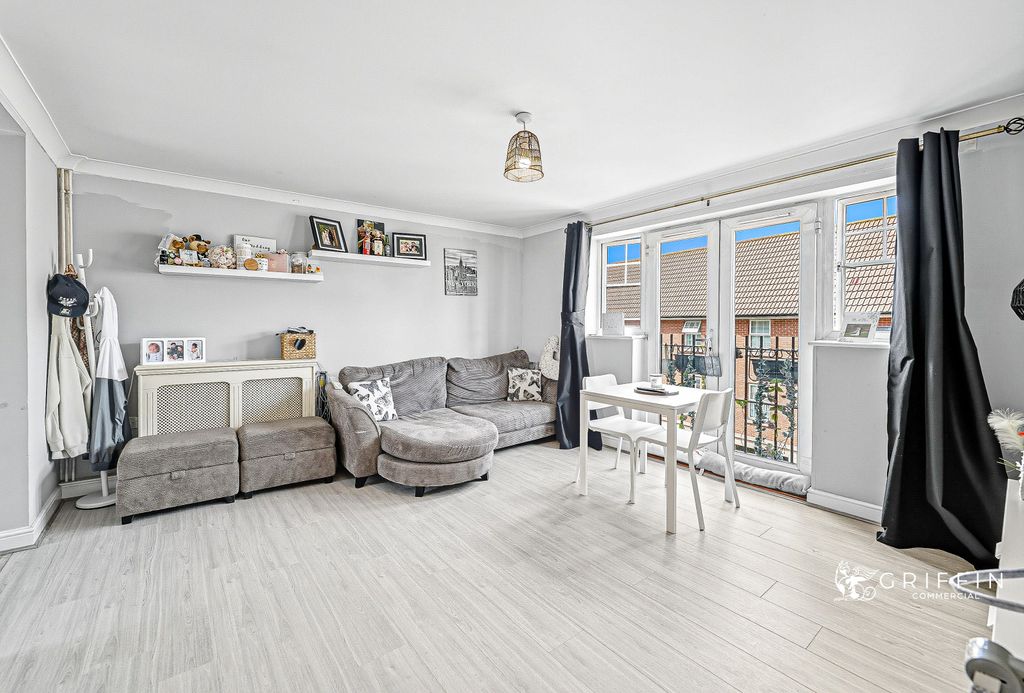 Property photo 3 of 9 2171A4512171A4514