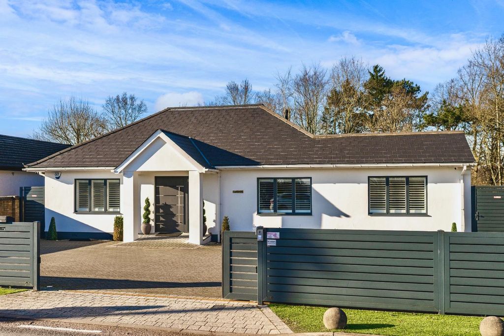 Property photo 1 of 48 Woodside_v2-54.Jpg