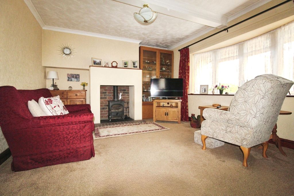Property photo 3 of 35 Pbox-Img.Jpg