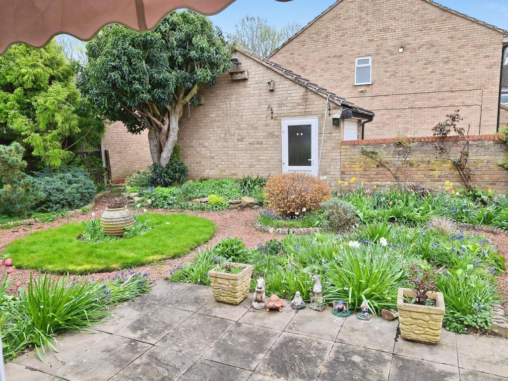 Property photo 1 of 18