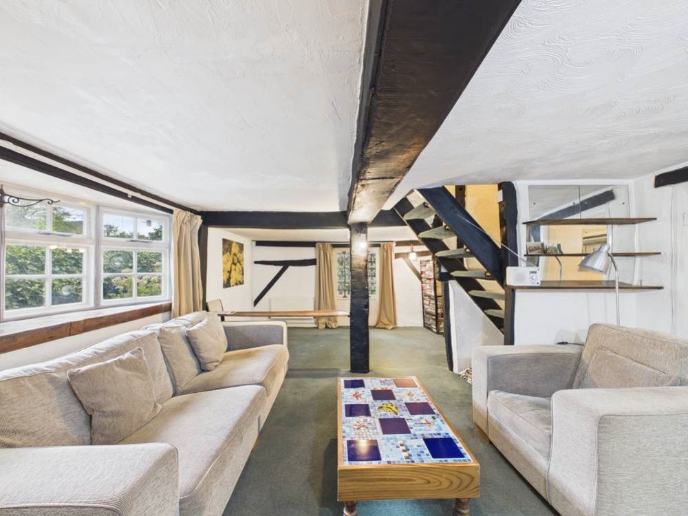 Property photo 3 of 35 Living Room