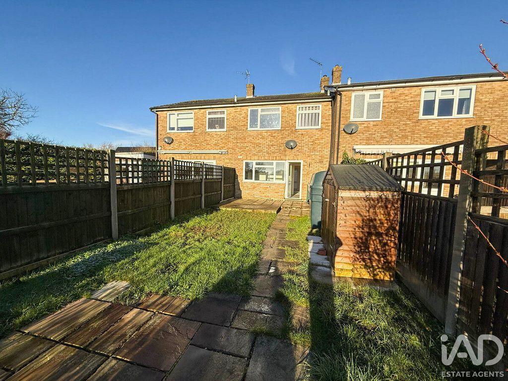 Property photo 1 of 11