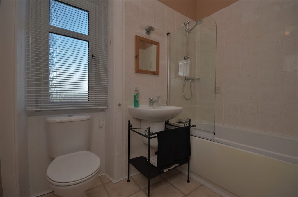 Additional image 6 of 1 bed flat to rentEast Argyle Street, Helensburgh, Argyll & Bute G84