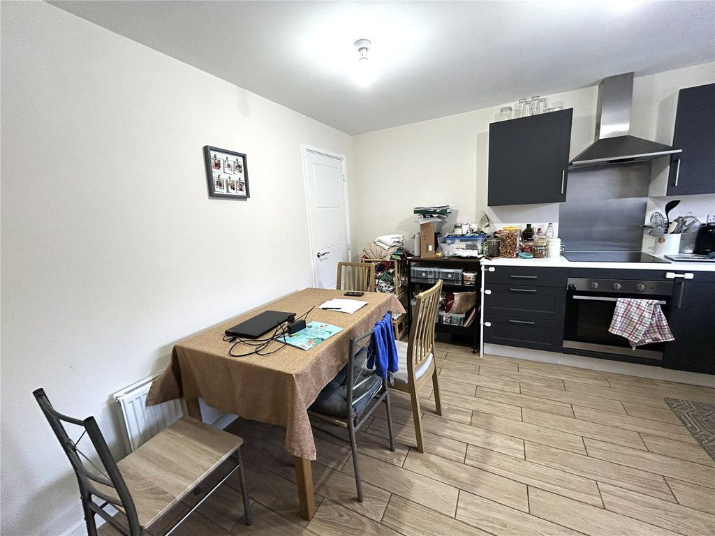 Property photo 2 of 12 Picture No. 05