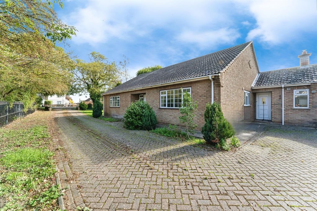 Property photo 1 of 25