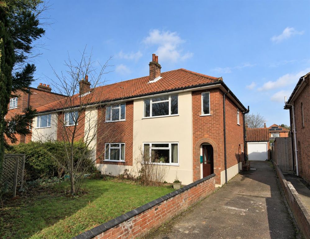 Property photo 1 of 12 1 (12).Png