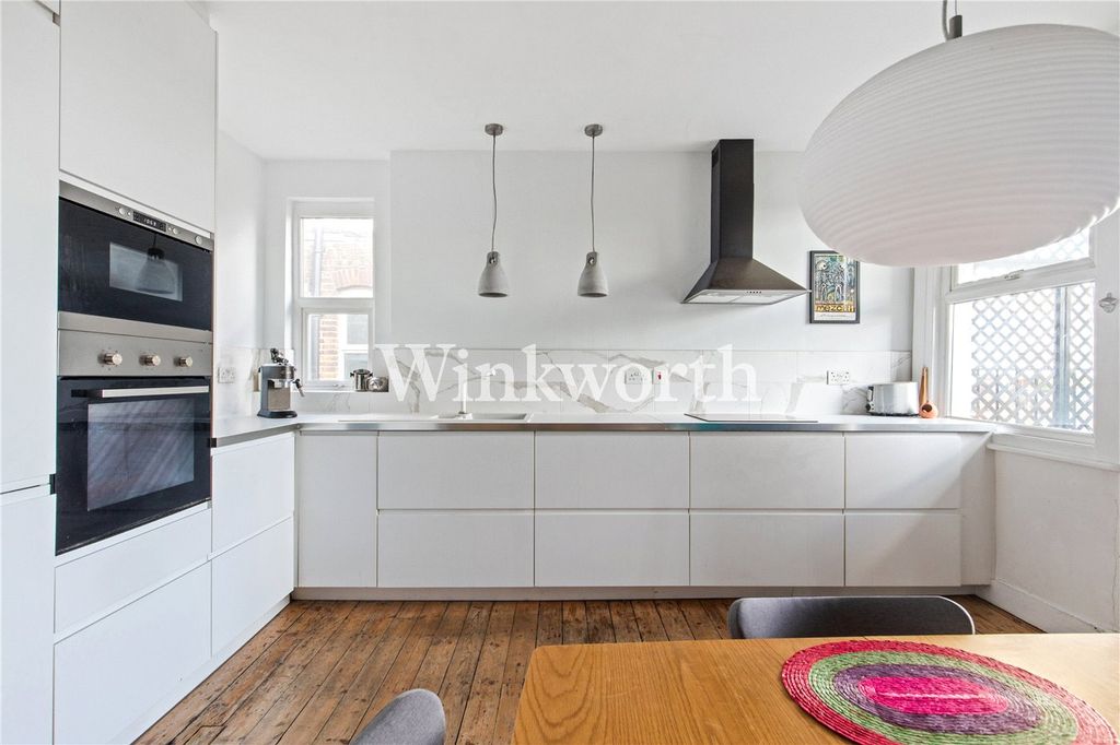 Property photo 3 of 13 Picture No. 05