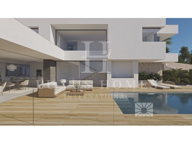 Property photo 2 of 8