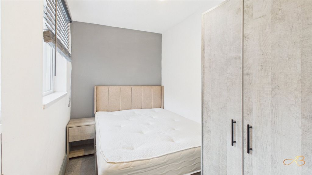 Property photo 2 of 3 Picture No. 01