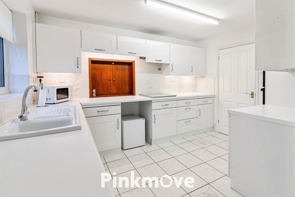 Property photo 3 of 26