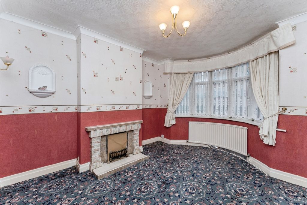 Property photo 3 of 20 Pbox-Img.Jpg