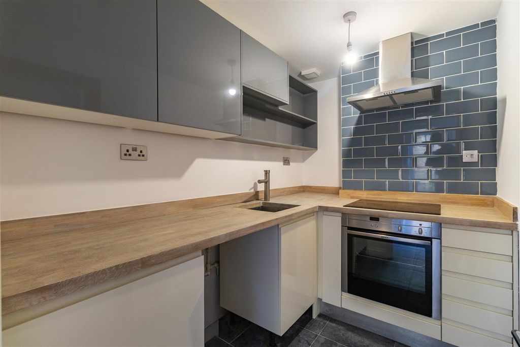 Property photo 3 of 8 Img_3289.Jpg