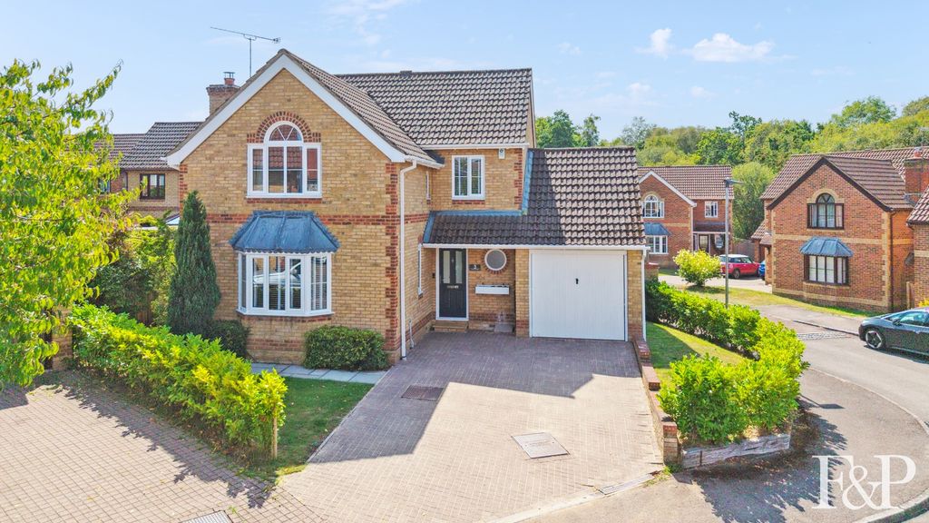 Property photo 1 of 32 4437231
