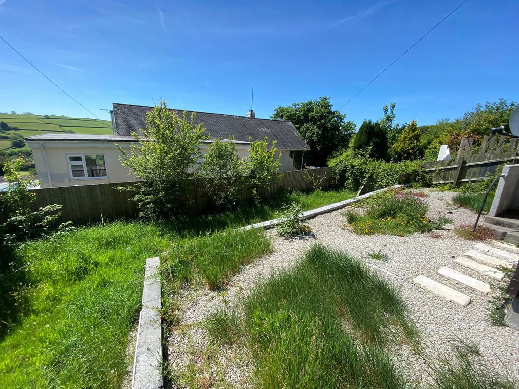 Property photo 2 of 3