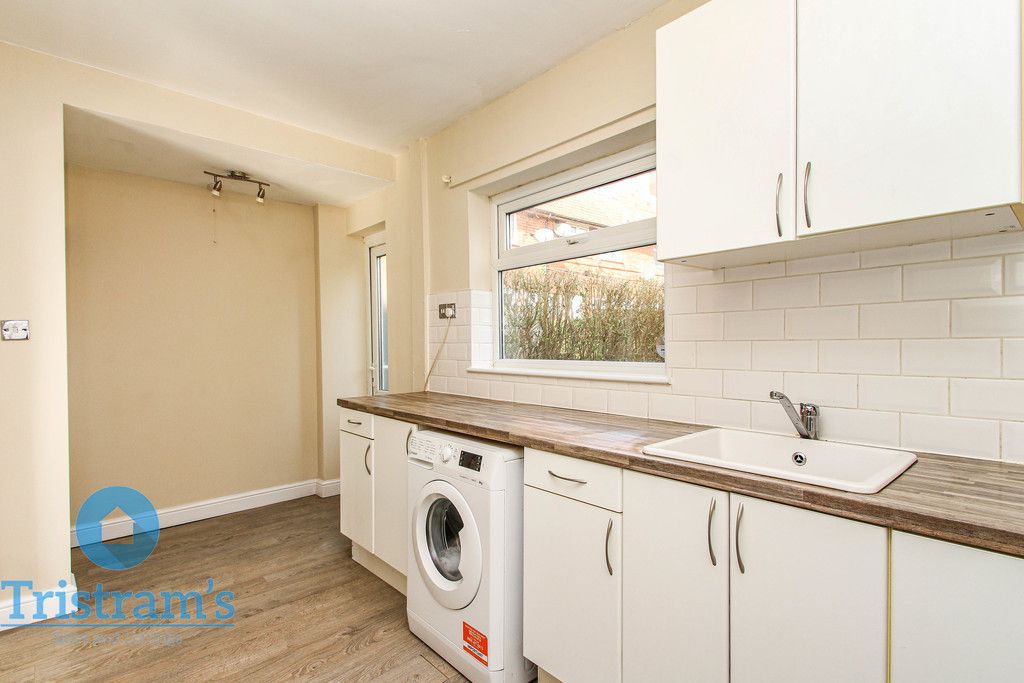 Property photo 3 of 13 Img_1136_13_Large