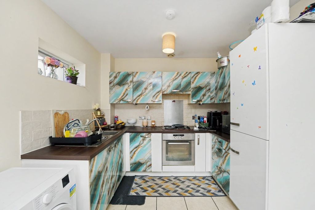 Property photo 3 of 22