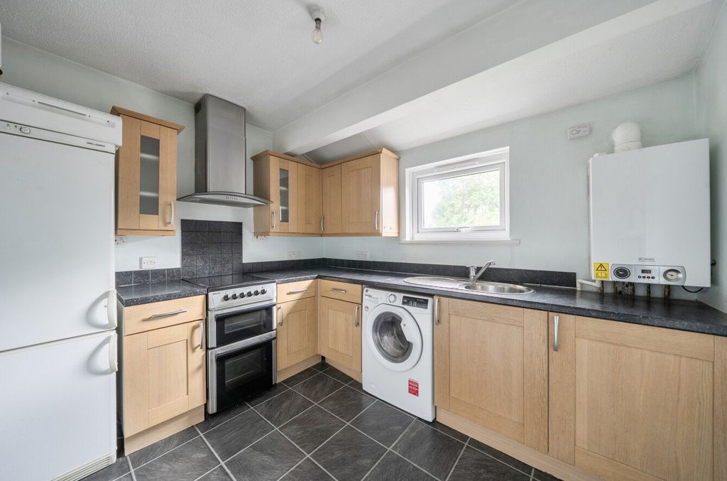 Property photo 3 of 7 Picture No. 09