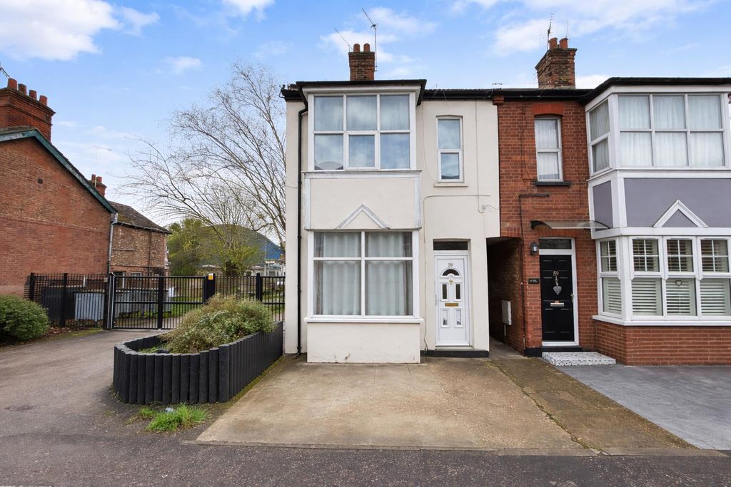 Property photo 1 of 12 Feac3B7B-3272-4Ccd-Ac8c-448212838E87.Png