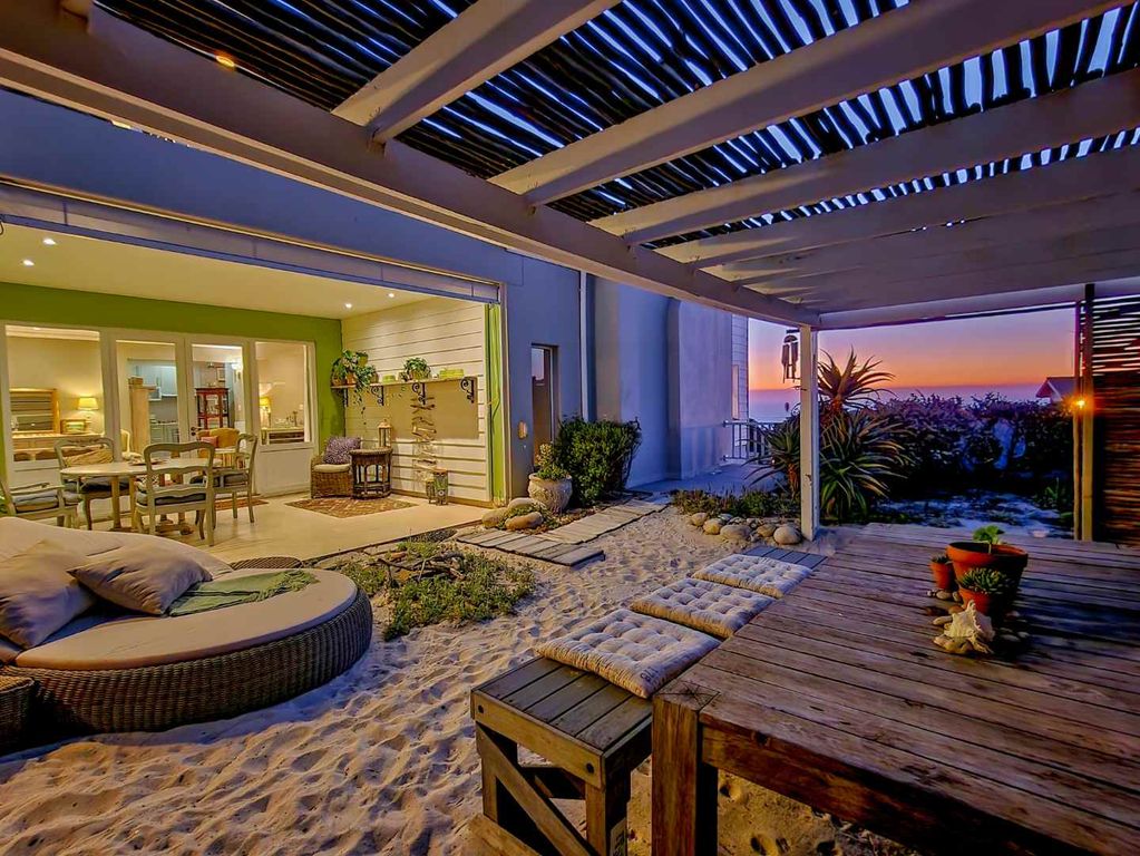 Property photo 1 of 50