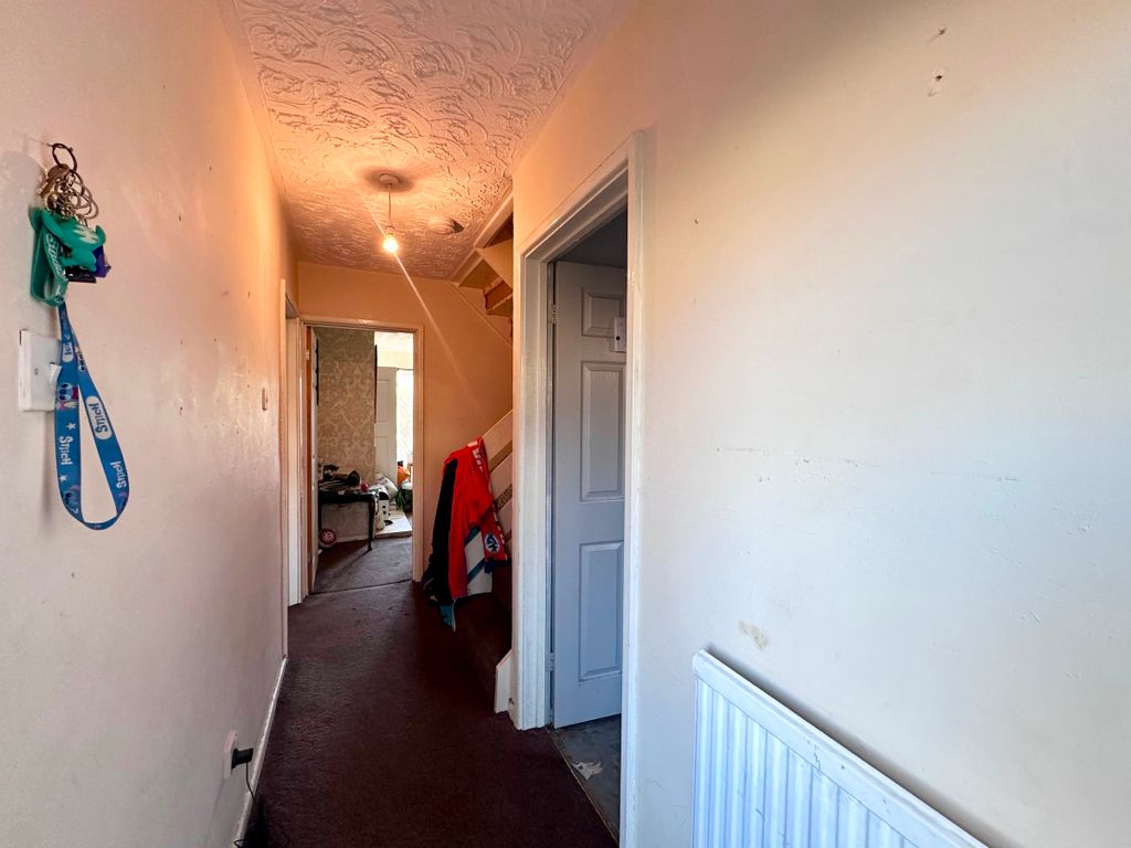 Property photo 2 of 23