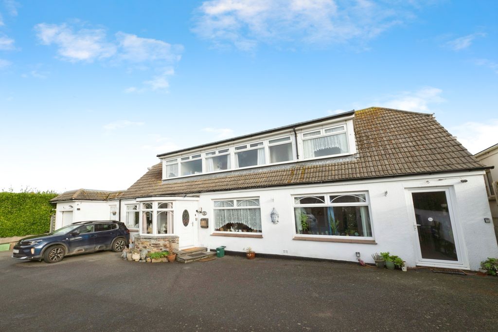Property photo 1 of 17 Photography