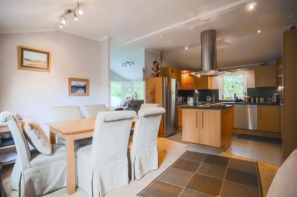 Property photo 1 of 16 1.Jpg