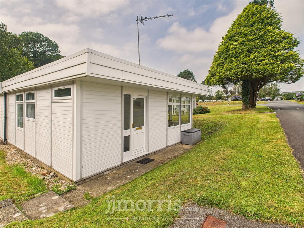 Property photo 1 of 13 Cam02121G0-Pr0180-Still001.Jpg
