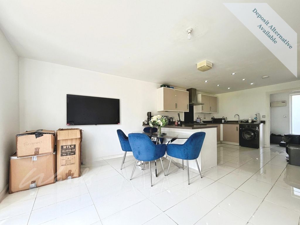 Property photo 3 of 14 Dining Area