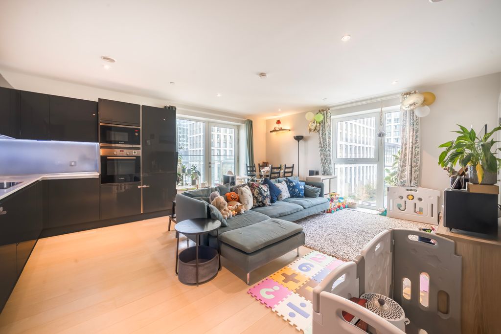 Property photo 2 of 7 Picture No. 13